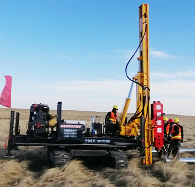 Рабочий район водителя свай