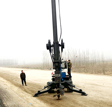 Строительная площадка шума скоростной автомагистрали